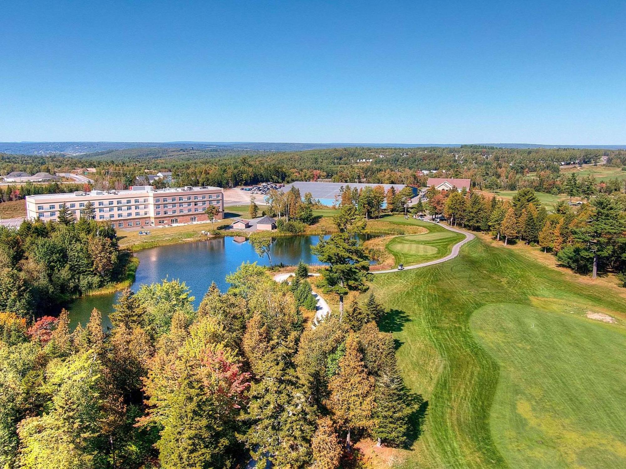 Radisson Kingswood Hotel & Suites, Fredericton Exterior foto